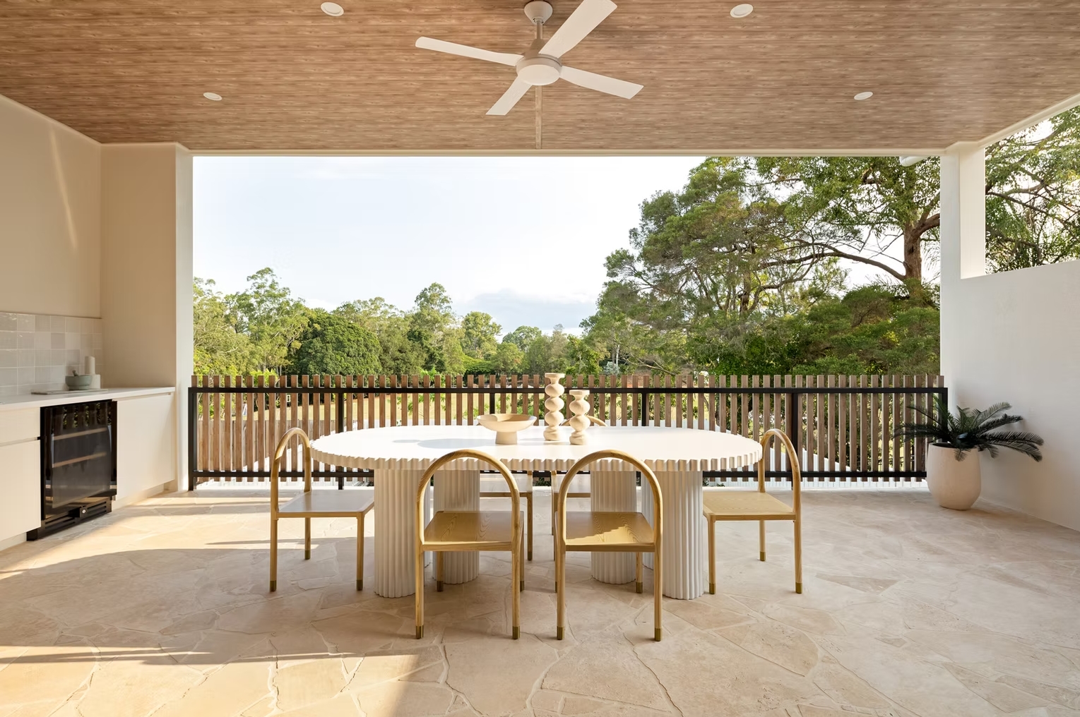 services-img crema novelda brushed and tumbled crazy paving by natural stone australia